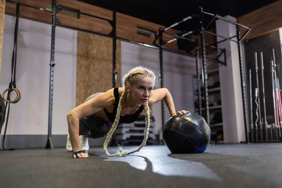 CrossFit: Na czym polega ten trening? Wszystko, co musisz wiedzieć